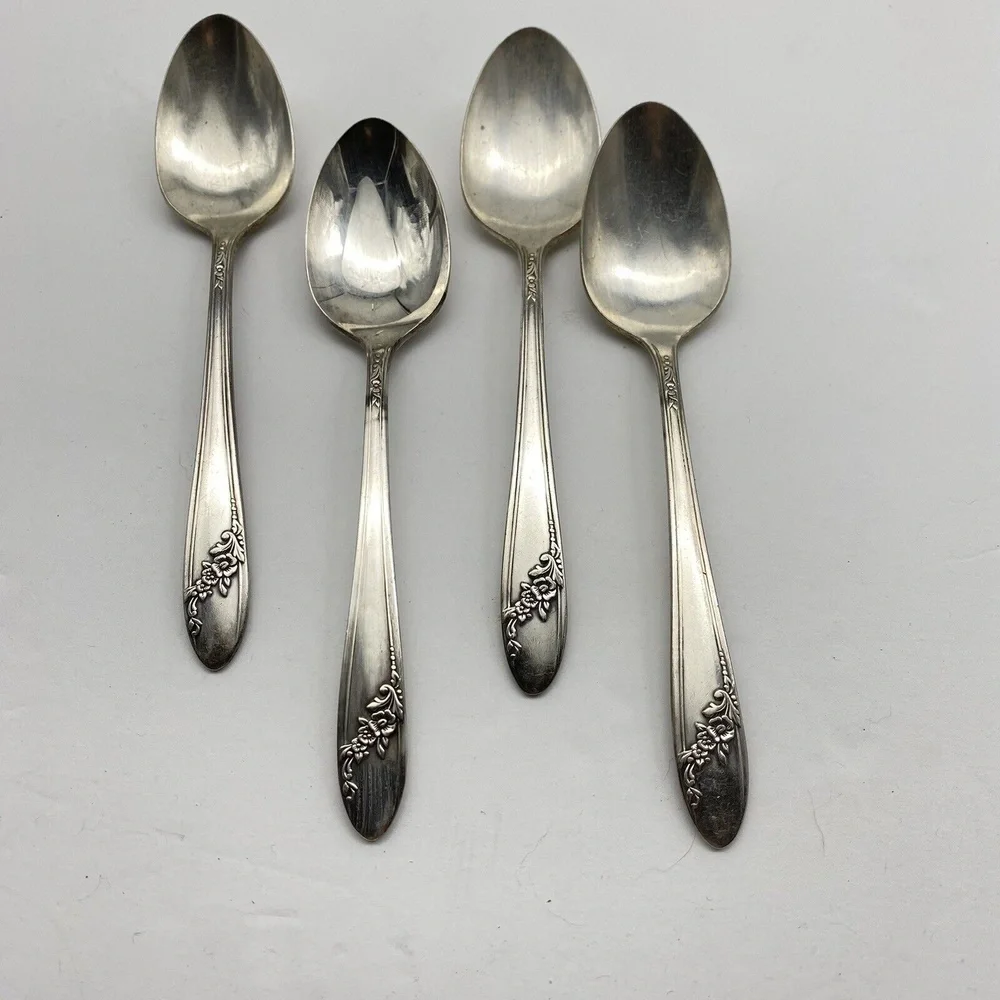 VTG 1946 Oneida Community Tudor Plate Queen‎ Bess II Teaspoons 4 Set Silverplate